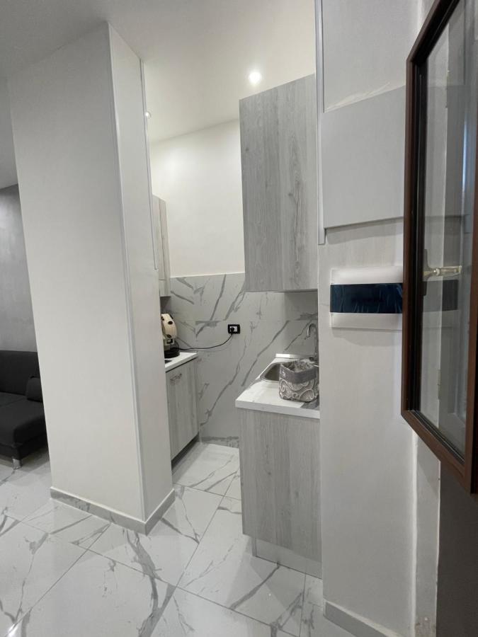 Rosa Room Luxury Suite เนเปิลส์ ภายนอก รูปภาพ
